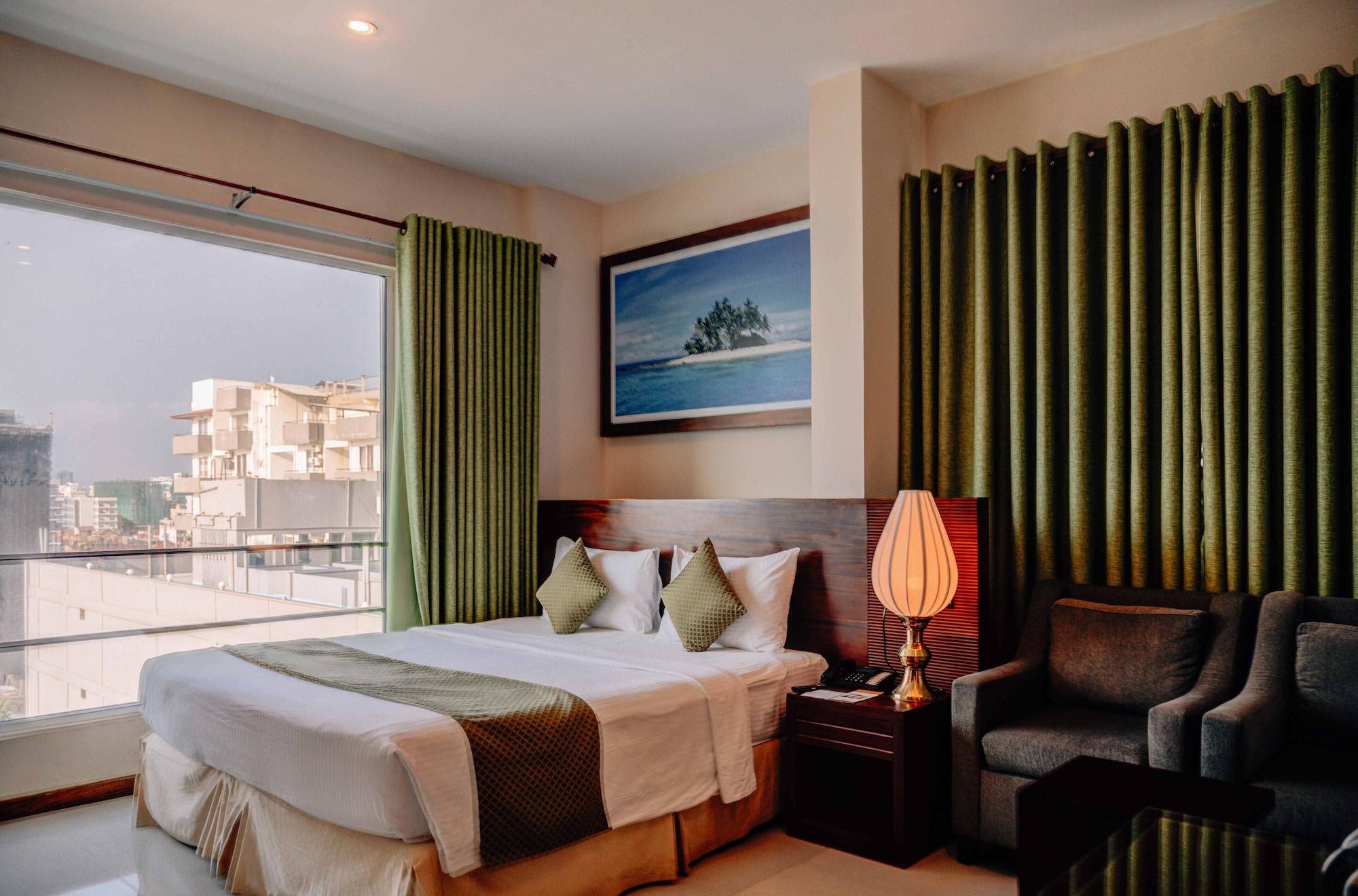 Mirage 4* Colombo