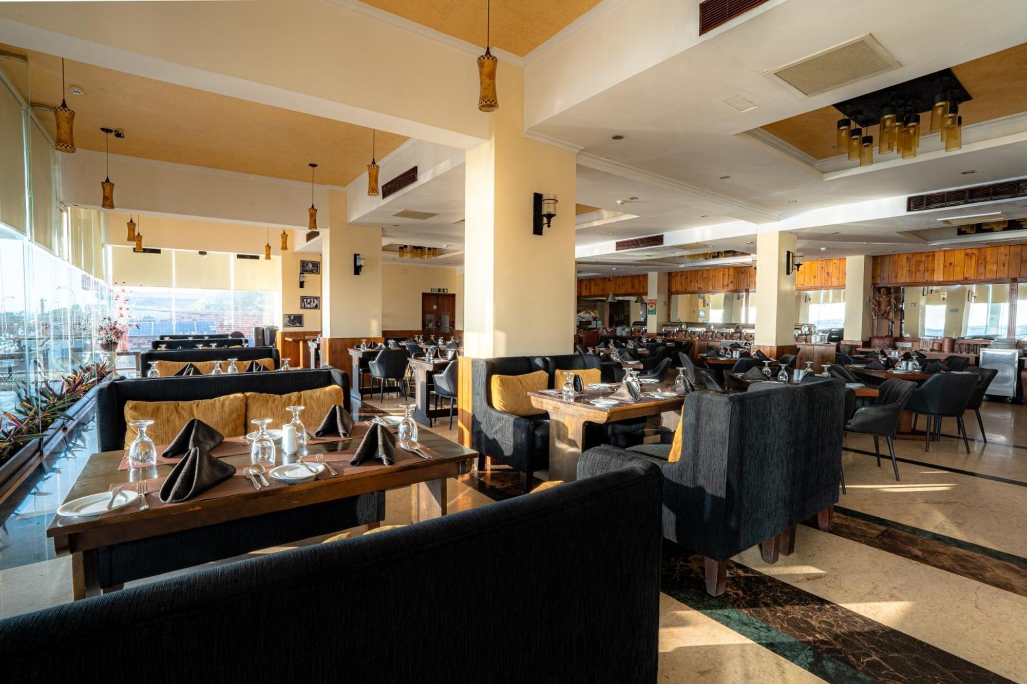 Hotel Mirage 4*